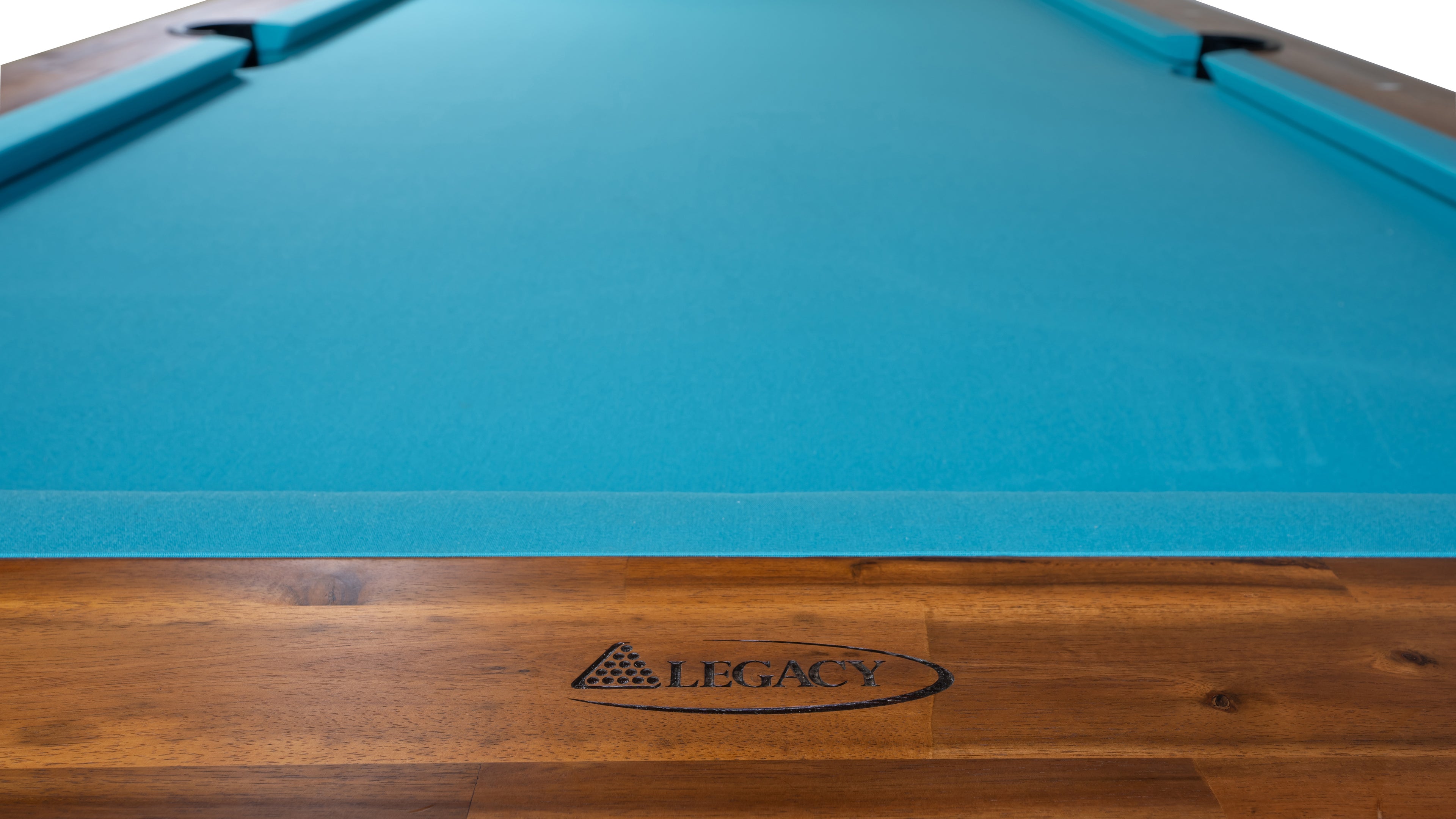 Legacy Billiards Emory 8 Ft Outdoor Pool Table in Natural Acacia Finish with Pool Aqua Cloth End View Closeup