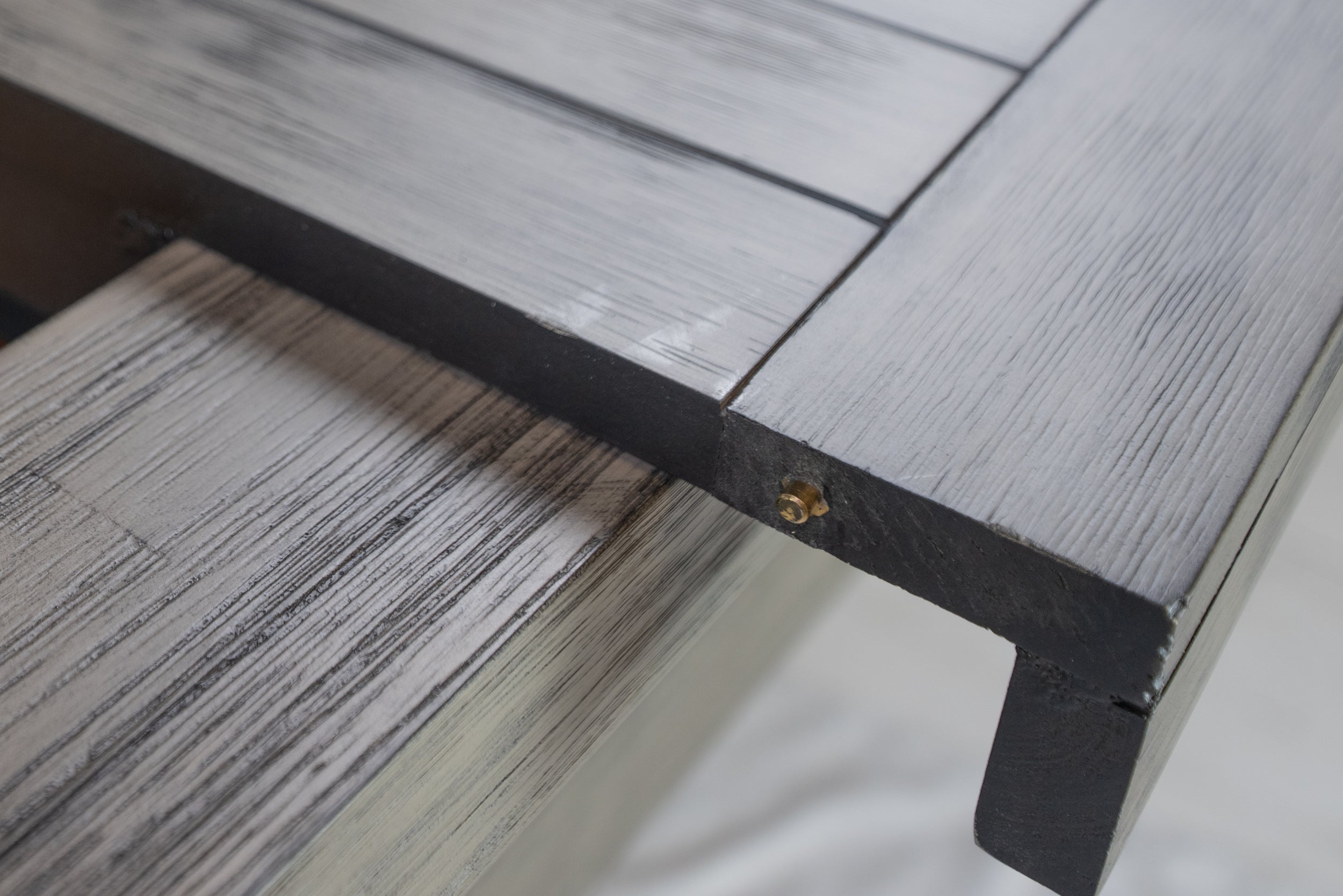 Legacy Billiards 9 Foot Shuffleboard Outdoor Dining Top in Ash Grey Finish Joint Closeup
